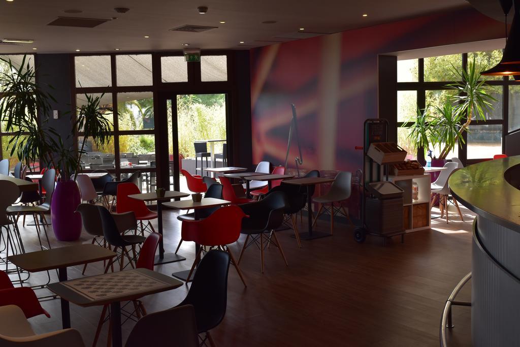 Ibis Montpellier Centre Polygone Hotel Exterior photo